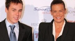 Estefanía de Mónaco y Louis Ducruet presiden los Golden Foot 2012 que Pelé entregó a Ibrahimovic