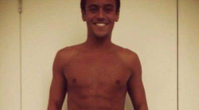 Tom Daley cuelga una foto desnudo para conseguir más seguidores en las redes sociales