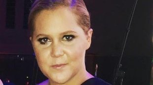 Amy Schumer está viviendo con su marido y su exnovio en el mismo piso