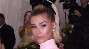 Hailey Baldwin explica el motivo de sus extraños meñiques: "Tengo una enfermedad genética"