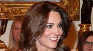 La gran noche de Kate Middleton en la celebración del aniversario de Place2be con el apoyo de la Reina Isabel