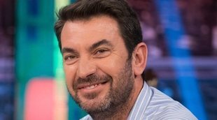 Arturo Valls se presenta en pijama en 'El Hormiguero': "He venido tantas veces que me siento como en casa"