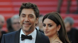 Penélope Cruz, Javier Bardem, Alejandro Sanz y Pedro Almodóvar donan más de 150.000 mascarillas a Madrid y Cataluña