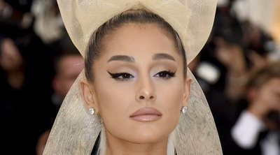 Ariana Grande y su madre ponen una orden de alejamiento a un fan que confesó querer asesinar a la cantante