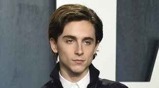 Timothée Chalamet, pillado en actitud muy cariñosa con la actriz mexicana Eiza González