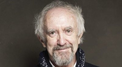 Jonathan Pryce interpretará al Duque de Edimburgo en las temporadas 5 y 6 de 'The Crown'