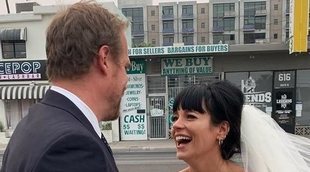 La divertida boda de Lily Allen y David Harbour en Las Vegas con banquete de hamburguesas