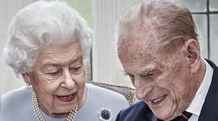 La Reina Isabel y el Duque de Edimburgo celebran su 73 aniversario de boda con un símbolo y un regalo familiar