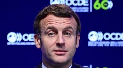 El Presidente de Francia Emmanuel Macron, positivo en coronavirus