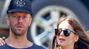 Dakota Johnson y Chris Martin se han comprado una lujosa mansión en Malibú