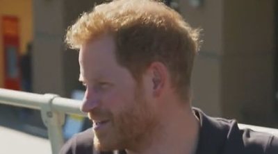 El Príncipe Harry habla de su salida de la Casa Real Británica con James Corden: "No hemos huido"