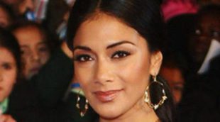 Nicole Scherzinger, Emma Bunton y Tulisa Contostavlos brillan en la gala de los Britain Awards 2012