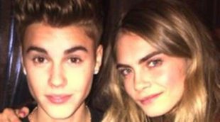 Justin Bieber y Cara Delevingne, muy cómplices tras el desfile de Victoria's Secret