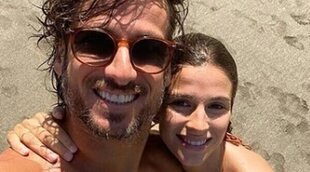 Así está siendo el primer verano de Feliciano López y Sandra Gago con su hijo Darío