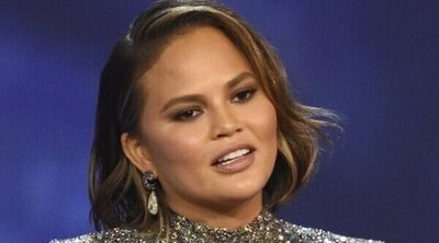 Chrissy Teigen celebra 50 días sin beber alcohol: "Debería de ser un año, pero tuve algún contratiempo con el vino"