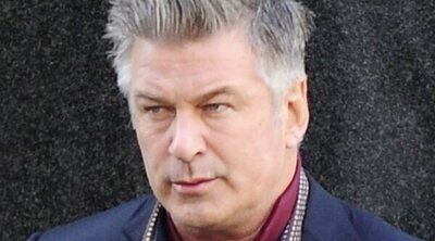 Alec Baldwin cancela todos sus proyectos tras matar accidentalmente a una compañera