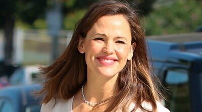 El anillo con el que Jennifer Garner puede haber desvelado su compromiso de boda con John Miller