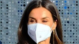 La Reina Letizia habla del estado de salud del Rey Felipe tras su positivo en coronavirus