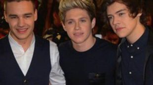 Los One Direction ensayaron en el backstage de 'The X Factor' con un look muy rockero