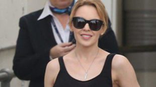 Kylie Minogue y Andrés Velencoso llegan a Sidney para dar la bienvenida a 2013