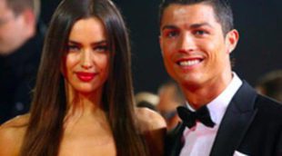 Irina Shayk acompaña a Cristiano Ronaldo en la ceremonia de entrega del Balón de Oro 2012