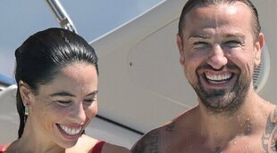 Rafa Mora y Macarena Millan disfrutan de su amor en Ibiza