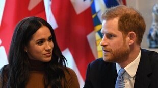 El feo de Meghan Markle y el Príncipe Harry al Príncipe Carlos en su regreso a Reino Unido