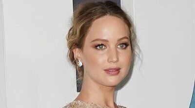 Jennifer Lawrence ha revelado que sufrió dos abortos espontáneos antes de tener a su primer hijo