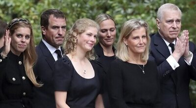 La emoción de los hijos y nietos de la Reina Isabel II por el cariño recibido a las puertas de Balmoral