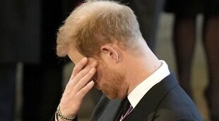 La emoción del Príncipe Harry en la misa por la Reina Isabel II en la víspera de su cumpleaños más amargo