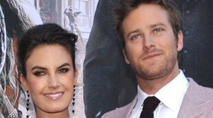 Elizabeth Chambers, ex de Armie Hammer, habla del documental sobre el supuesto canibalismo del actor