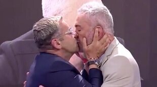 El apasionado beso de Jorge Javier y Kiko Hernández