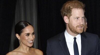 El Príncipe Harry y Meghan Markle felicitan la Navidad con una postal navideña sin la presencia de sus hijos