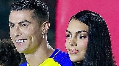 Cristiano Ronaldo, arropado por su familia en su presentación como jugador del Al Nassr