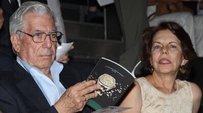 Uno de los hijos de Mario Vargas Llosa enseña el encuentro de sus padres antes de romper con Isabel Preysler