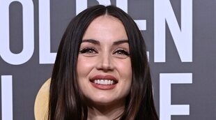 Ana de Armas, acompañada por su novio Paul Boukadakis y sin suerte en los Globos de Oro 2023