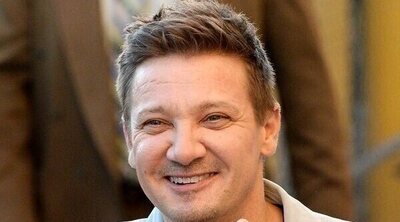 Jeremy Renner recibe el alta hospitalaria tras ser arrollado por una máquina quitanieves