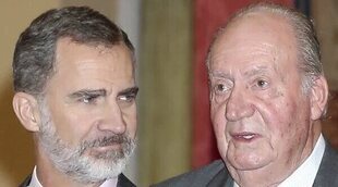 El otro cálido encuentro de Felipe VI el Rey Juan Carlos antes de su cariñoso saludo en el funeral de Constantino de Grecia