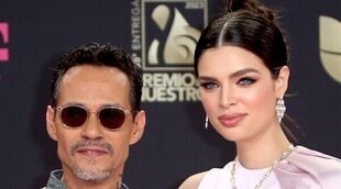 Marc Anthony y Nadia Ferreira presumen por primera vez de embarazo en los Premios Lo Nuestro 2023