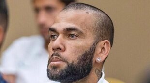 Dani Alves contrata una agencia de comunicación para que analicen todas las noticias sobre él