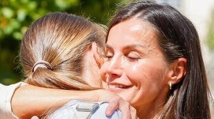 La Familia Real, todo besos y abrazos en la despedida a la Princesa Leonor en su ingreso en la Academia Militar de Zaragoza