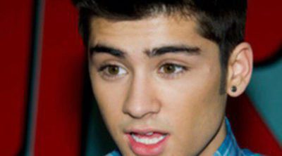 Zayn Malik acude a un concierto de Perrie Edwards para recuperar su amor