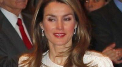 Los Príncipes Felipe y Letizia acreditan a Fernando Alonso y Antonio Banderas como 'Embajadores de la Marca España'