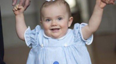 La Princesa Estela de Suecia protagoniza una sesión de fotos con motivo de su primer cumpleaños