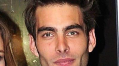 Jon Kortajarena, Álex Corretja y Martina Klein asisten a la inauguración de la exposición de Jaume de Laiguana