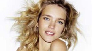 Natalia Vodianova lanza una colección de zapatos de tacón de colores