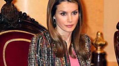 La Princesa Letizia premia a Isabel Gemio y Vicente del Bosque en el acto oficial del Día Mundial de las Enfermedades Raras