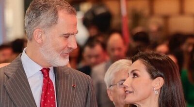 La Reina Letizia recupera la sonrisa y muestra su complicidad con el Rey Felipe VI en un momento difícil