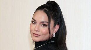 Vanessa Hudgens anuncia su primer embarazo en la alfombra roja de los Oscar 2024