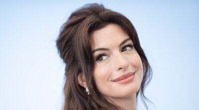 Anne Hathaway revela que sufrió un aborto mientras interpretaba a una embarazada